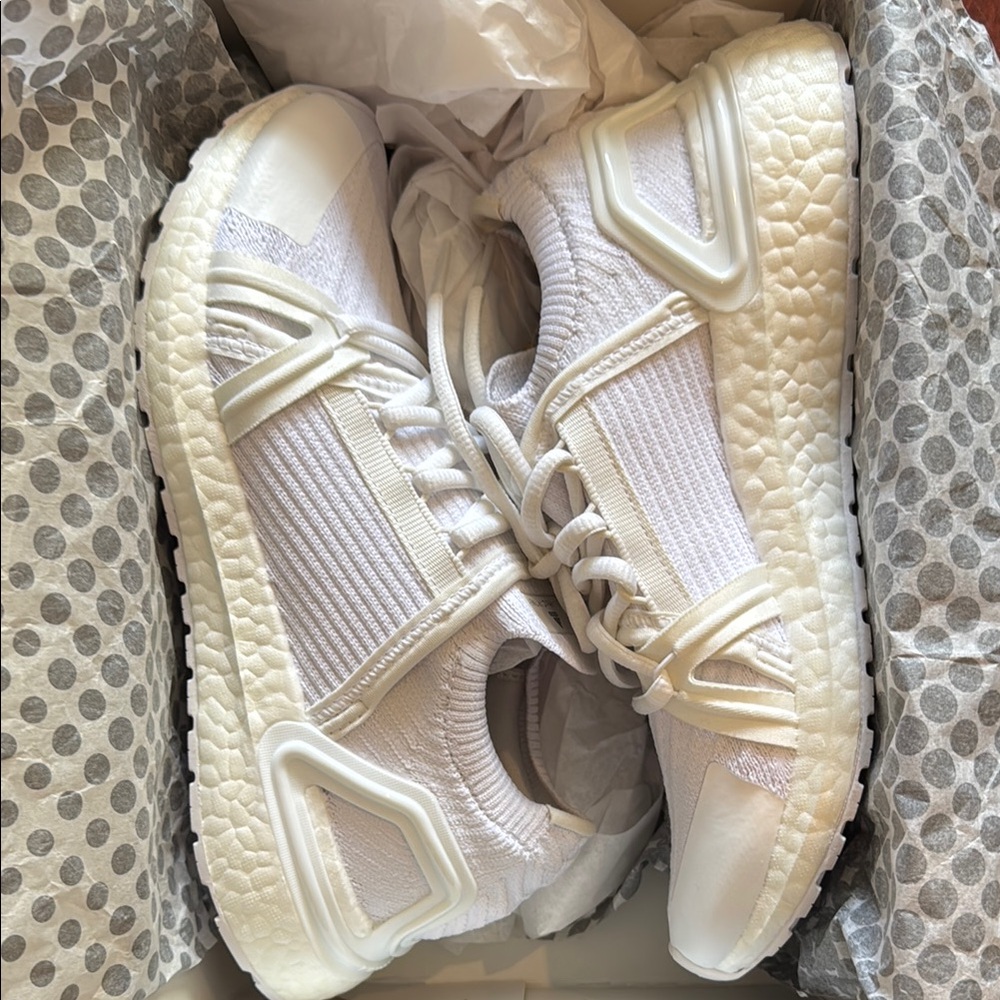 NWT Adidas by Stella McCartney White Sneakers